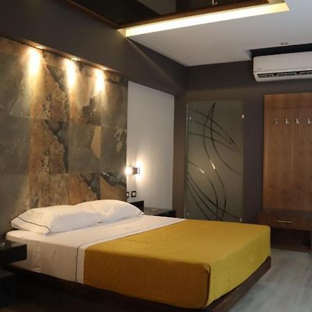 Hotel Myst. Monterrey Kültér fotó