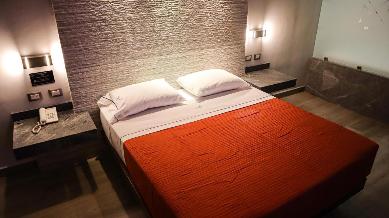 Hotel Myst. Monterrey Kültér fotó