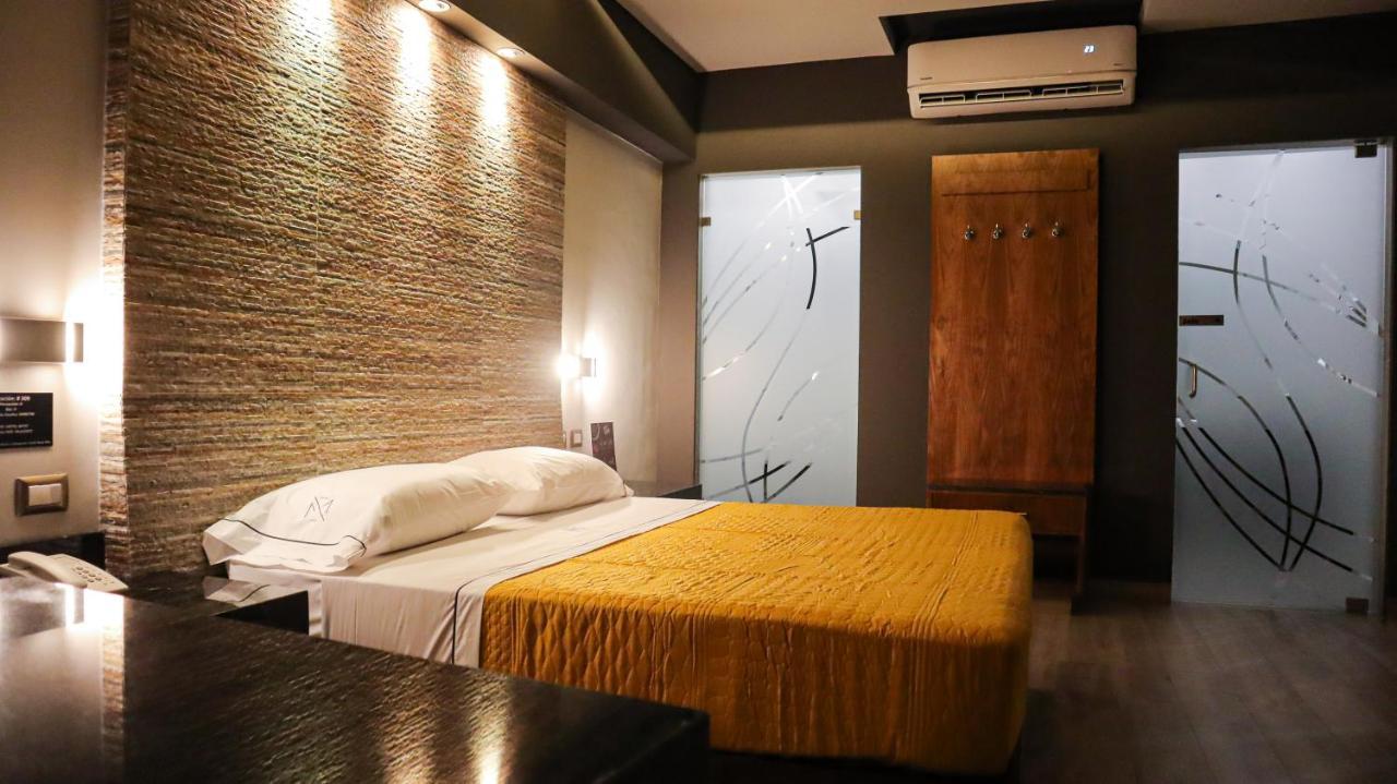 Hotel Myst. Monterrey Kültér fotó
